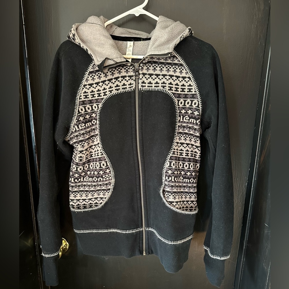 black and gray lululemon Fair Isle Scuba Knit size 12